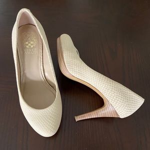 Vince camuto tan/beige heels